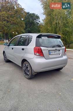 Хэтчбек Chevrolet Aveo 2006 в Карловке