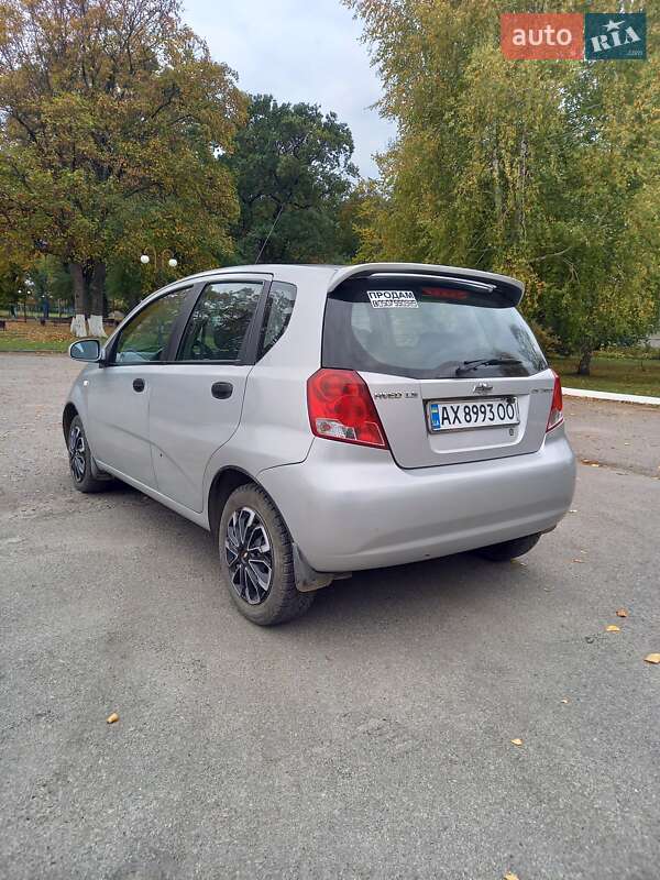 Хэтчбек Chevrolet Aveo 2006 в Карловке фото Хэтчбек Chevrolet Aveo 2006 в Карловке