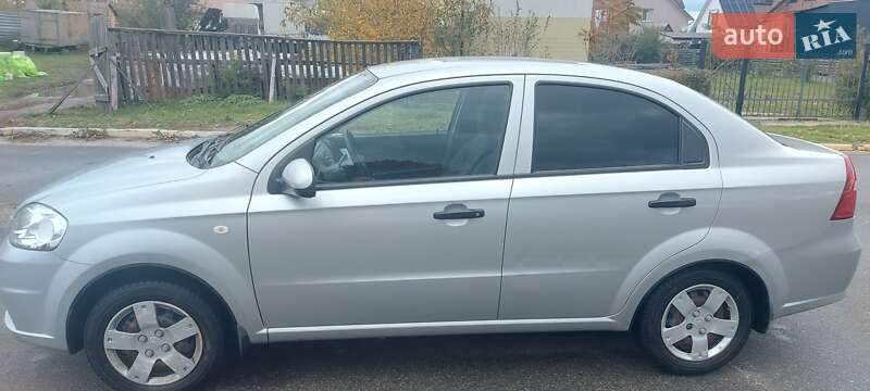 Седан Chevrolet Aveo 2006 в Буче