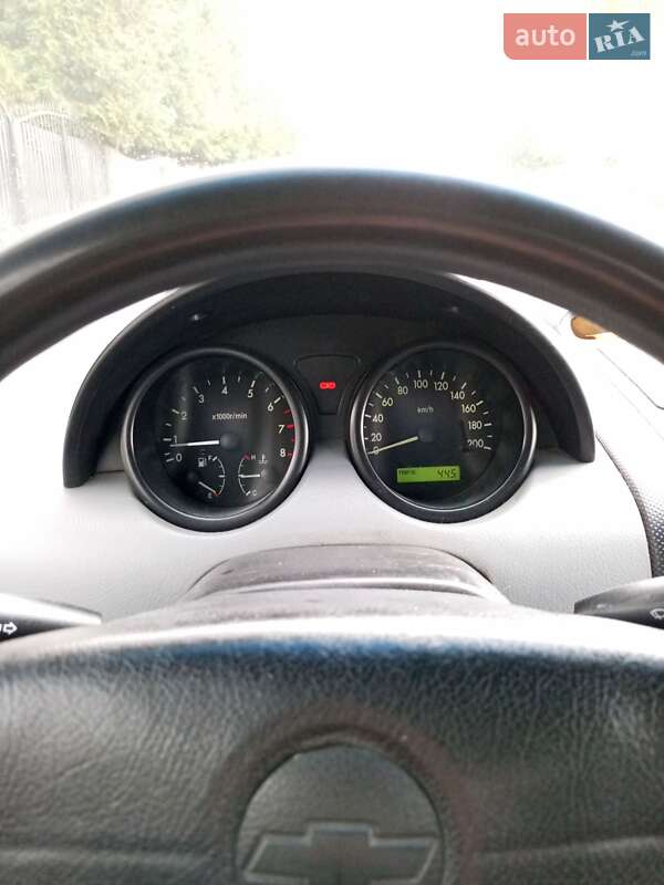Седан Chevrolet Aveo 2005 в Здолбунове фото 9 Седан Chevrolet Aveo 2005 в Здолбунове