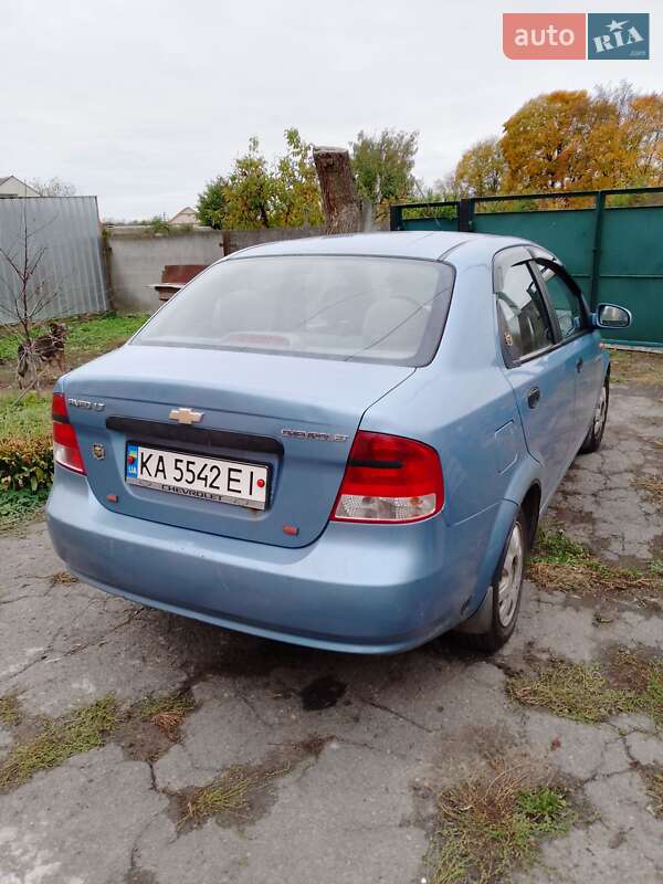 Седан Chevrolet Aveo 2005 в Барышевке