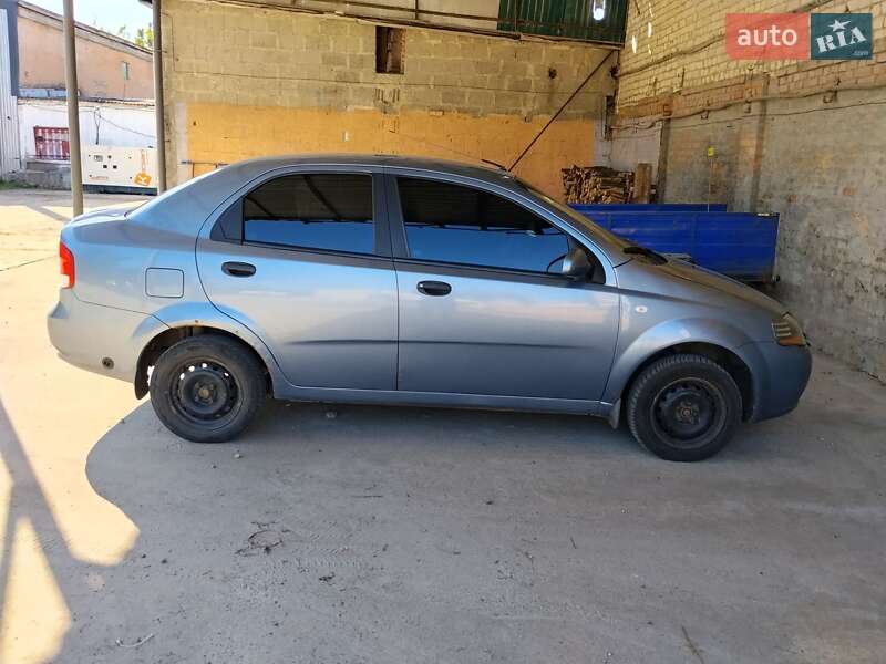 Седан Chevrolet Aveo 2006 в Бердичеве
