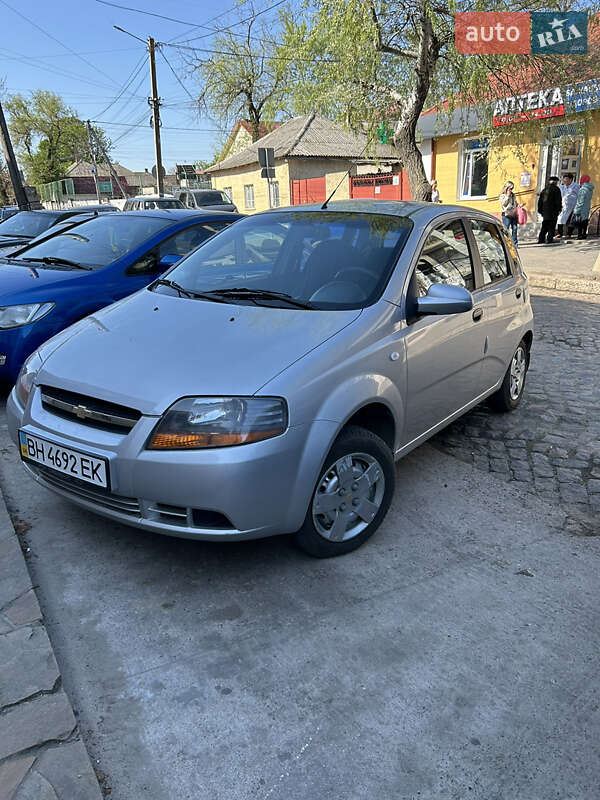Хэтчбек Chevrolet Aveo 2006 в Белгороде-Днестровском