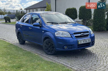 Седан Chevrolet Aveo 2007 в Жовкві