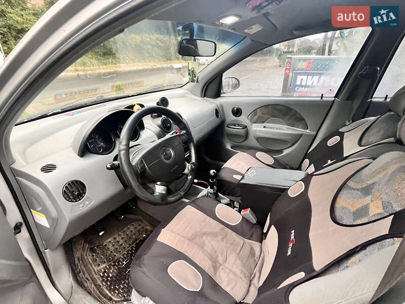 Хетчбек Chevrolet Aveo 2004 в Тернополі