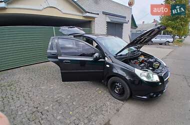 Хетчбек Chevrolet Aveo 2011 в  фото 5 Хетчбек Chevrolet Aveo 2011 в
