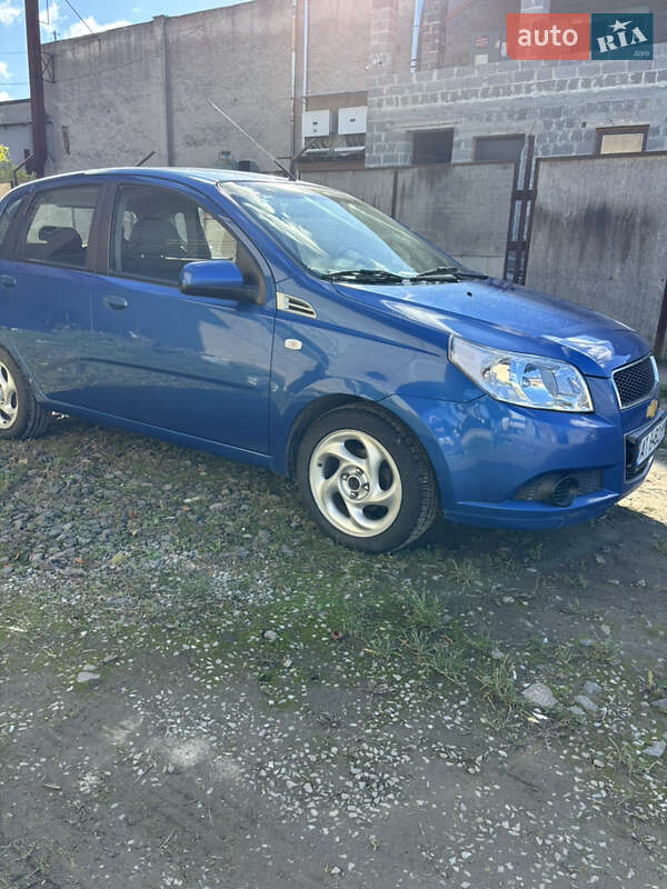 Хэтчбек Chevrolet Aveo 2010 в Ивано-Франковске фото 3 Хэтчбек Chevrolet Aveo 2010 в Ивано-Франковске