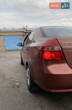 Седан Chevrolet Aveo 2011 в Софиевской Борщаговке