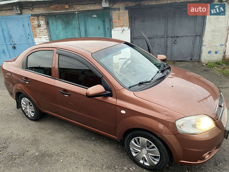 Седан Chevrolet Aveo 2011 в Софіївській Борщагівці
