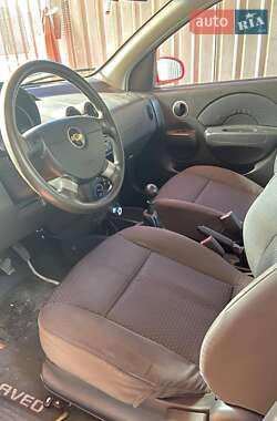 Хэтчбек Chevrolet Aveo 2007 в 