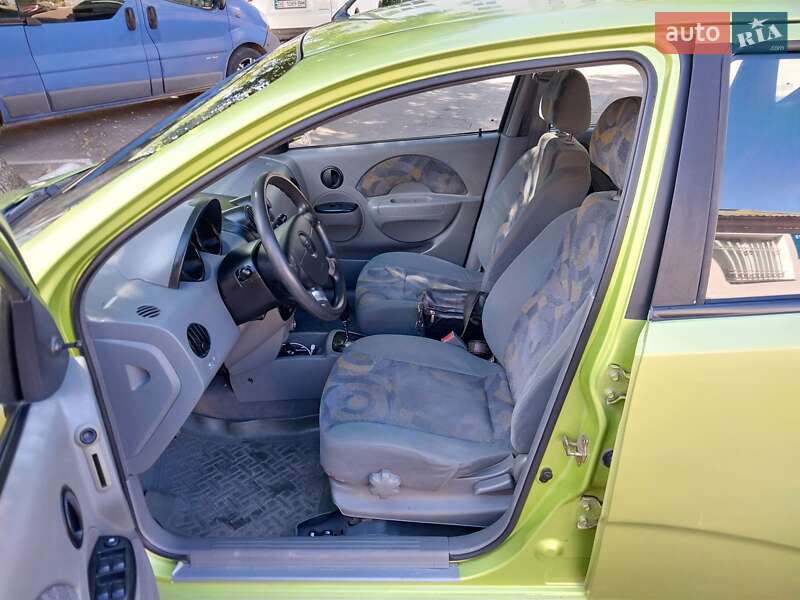 Хетчбек Chevrolet Aveo 2005 в Миколаєві