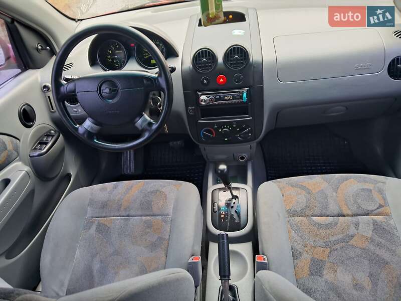 Хэтчбек Chevrolet Aveo 2005 в Полтаве
