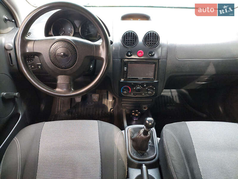 Седан Chevrolet Aveo 2005 в Кременчуге фото 14 Седан Chevrolet Aveo 2005 в Кременчуге