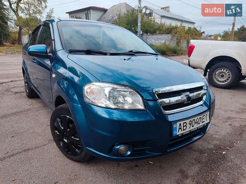 Седан Chevrolet Aveo 2008 в Дніпрі