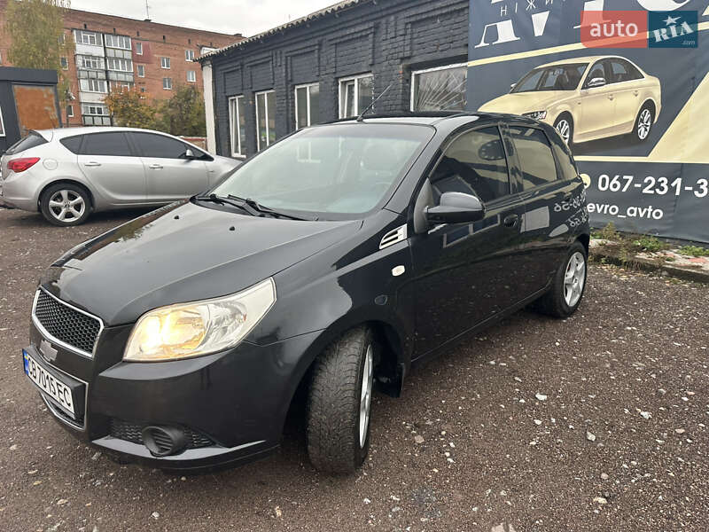 Хэтчбек Chevrolet Aveo 2009 в Нежине