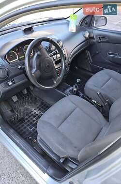 Седан Chevrolet Aveo 2008 в  фото 12 Седан Chevrolet Aveo 2008 в