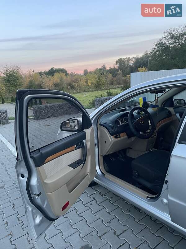 Хетчбек Chevrolet Aveo 2008 в Снятині фото 11 Хетчбек Chevrolet Aveo 2008 в Снятині