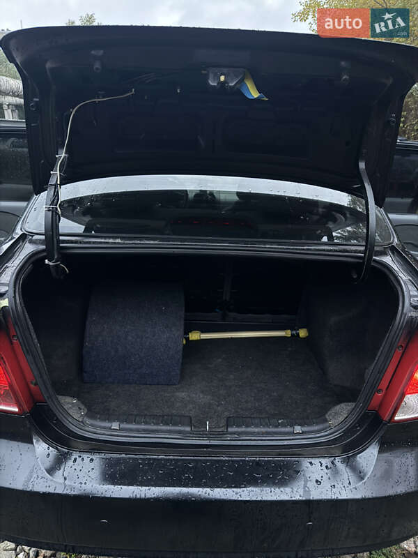 Седан Chevrolet Aveo 2005 в Киеве фото 7 Седан Chevrolet Aveo 2005 в Киеве