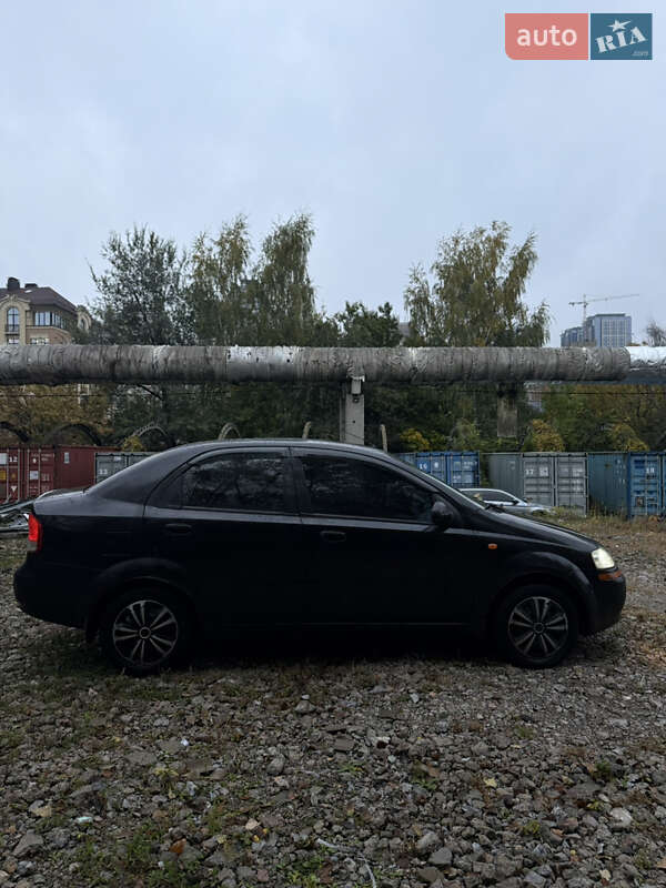 Седан Chevrolet Aveo 2005 в Киеве фото 40 Седан Chevrolet Aveo 2005 в Киеве