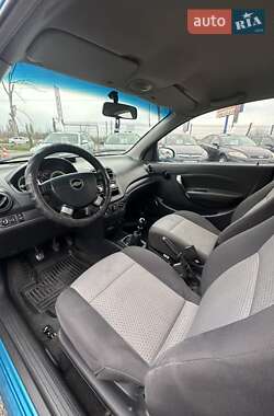 Хетчбек Chevrolet Aveo 2008 в  фото 16 Хетчбек Chevrolet Aveo 2008 в