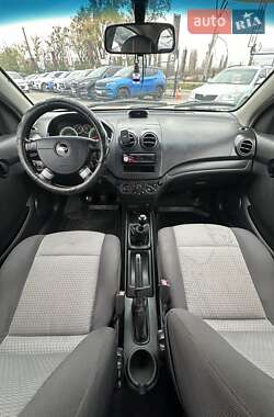 Хетчбек Chevrolet Aveo 2008 в  фото 21 Хетчбек Chevrolet Aveo 2008 в