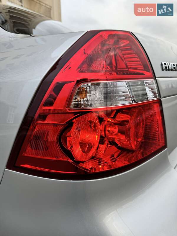 Седан Chevrolet Aveo 2007 в Миколаєві