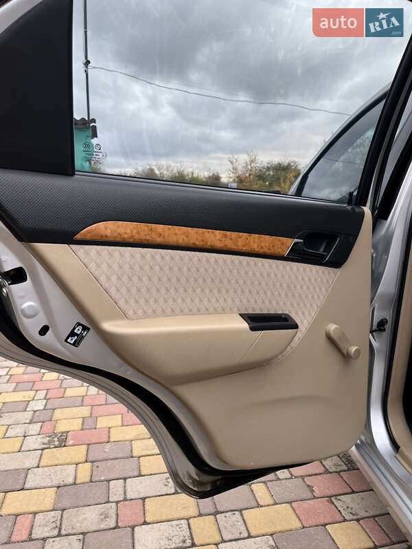Седан Chevrolet Aveo 2008 в Хороле фото 36 Седан Chevrolet Aveo 2008 в Хороле