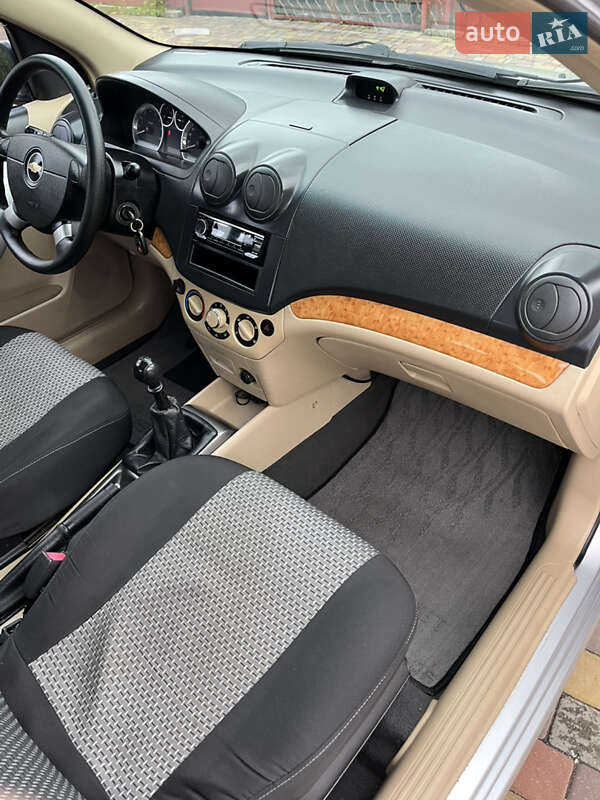 Седан Chevrolet Aveo 2008 в Хороле фото 39 Седан Chevrolet Aveo 2008 в Хороле