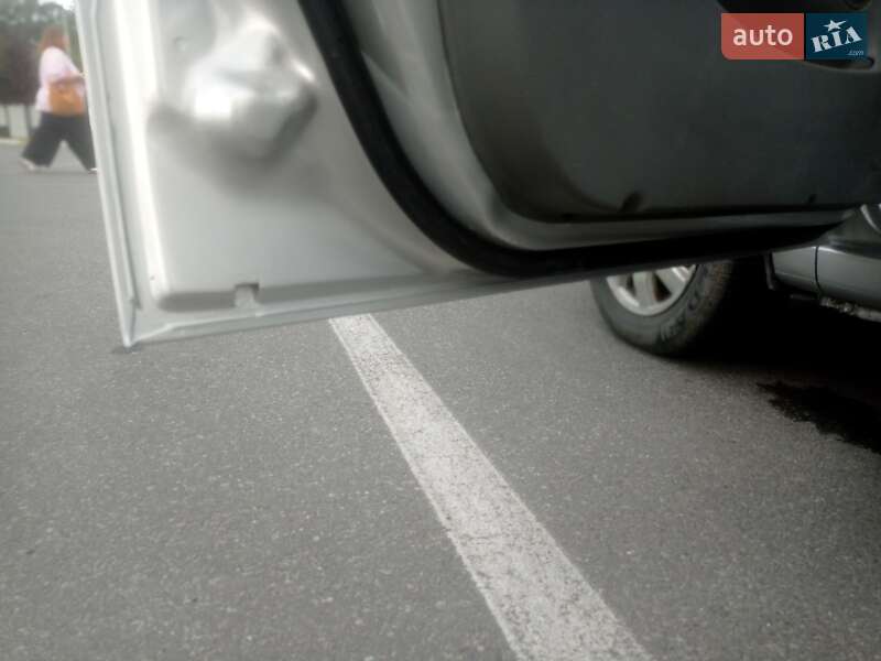 Седан Chevrolet Aveo 2005 в Ірпені фото 13 Седан Chevrolet Aveo 2005 в Ірпені