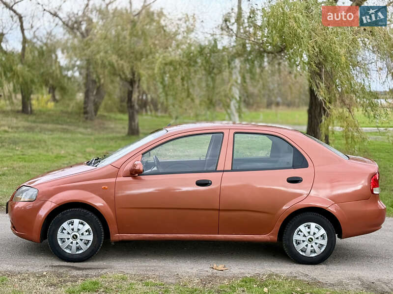 Седан Chevrolet Aveo 2005 в Николаеве фото 8 Седан Chevrolet Aveo 2005 в Николаеве