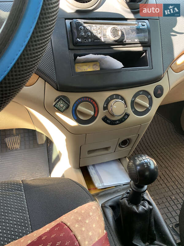 Седан Chevrolet Aveo 2008 в Вишневому фото 12 Седан Chevrolet Aveo 2008 в Вишневому