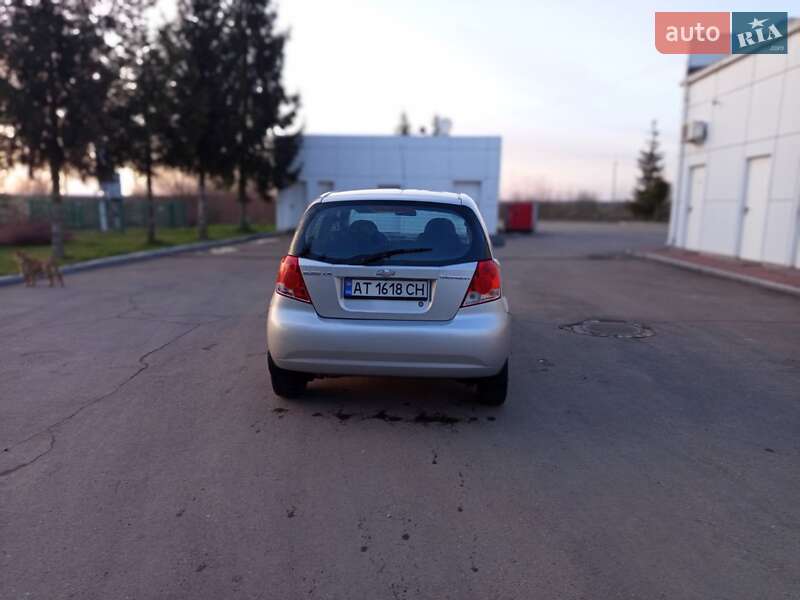 Хэтчбек Chevrolet Aveo 2006 в Коломые