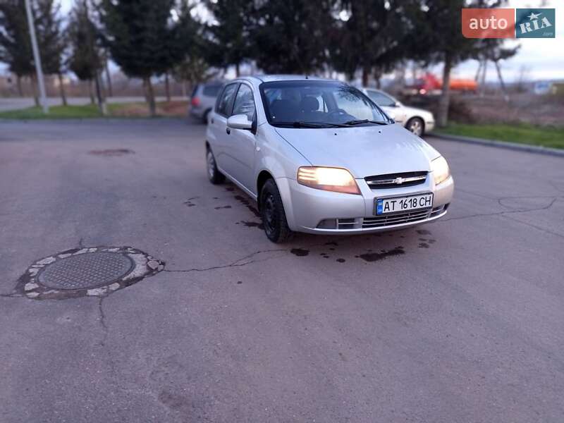 Хэтчбек Chevrolet Aveo 2006 в Коломые