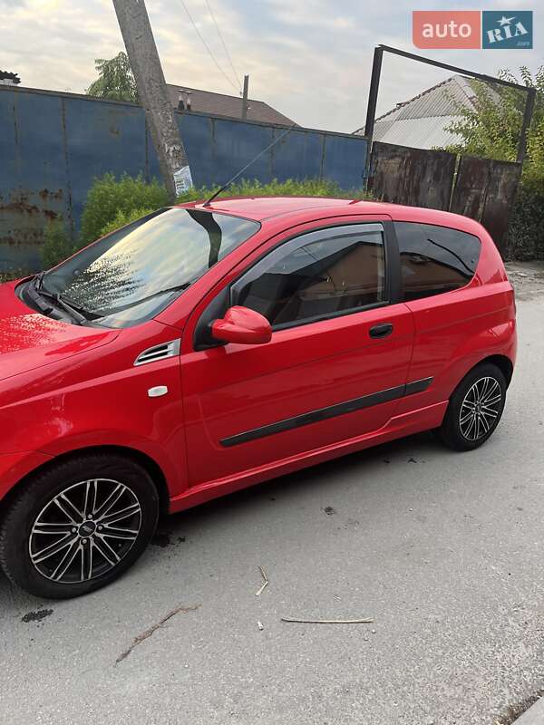 Хетчбек Chevrolet Aveo 2008 в Запоріжжі