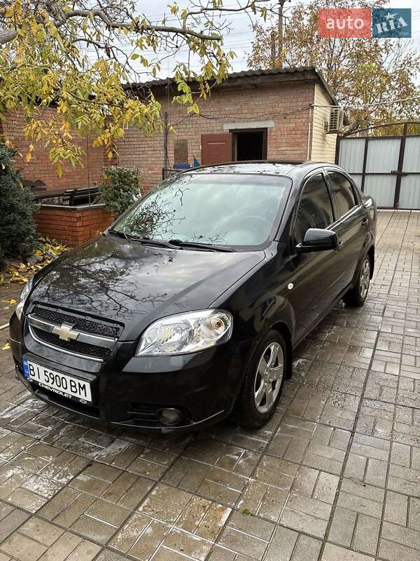 Хэтчбек Chevrolet Aveo 2008 в Полтаве