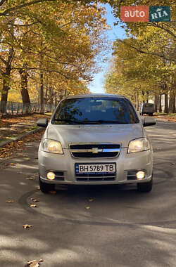 Седан Chevrolet Aveo 2006 в Николаеве