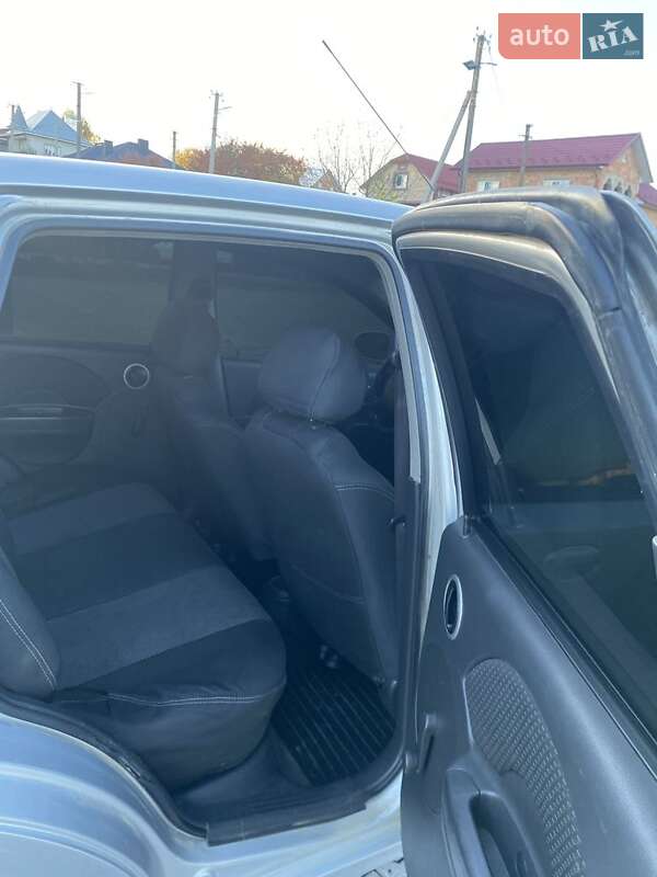 Хетчбек Chevrolet Aveo 2007 в Чернівцях фото 6 Хетчбек Chevrolet Aveo 2007 в Чернівцях