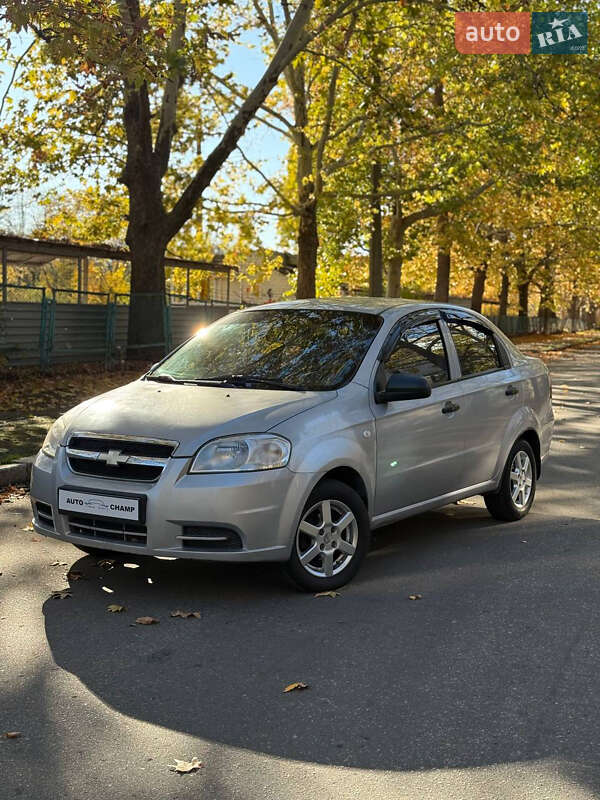 Седан Chevrolet Aveo 2006 в Николаеве фото Седан Chevrolet Aveo 2006 в Николаеве