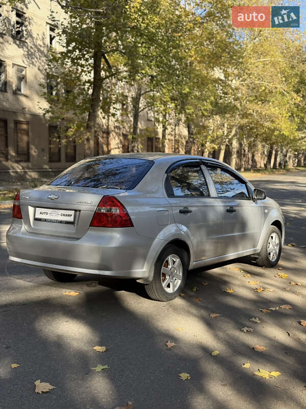 Седан Chevrolet Aveo 2006 в Николаеве фото 3 Седан Chevrolet Aveo 2006 в Николаеве