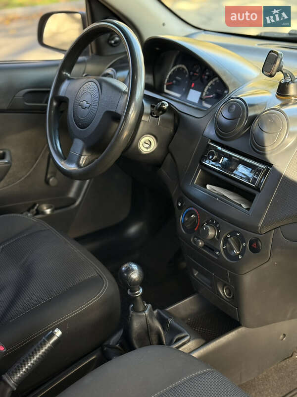 Седан Chevrolet Aveo 2006 в Николаеве фото 11 Седан Chevrolet Aveo 2006 в Николаеве