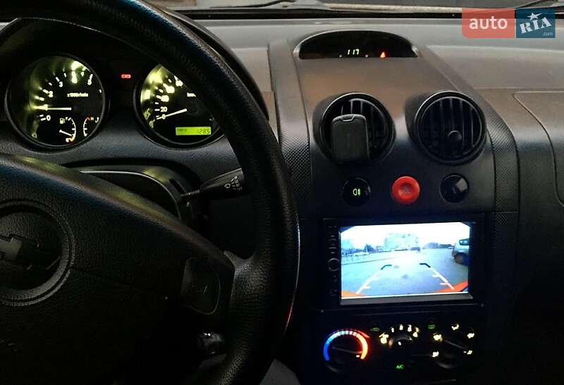 Седан Chevrolet Aveo 2006 в Никополе фото 5 Седан Chevrolet Aveo 2006 в Никополе