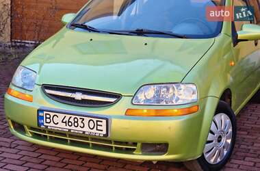 Седан Chevrolet Aveo 2004 в Стрию