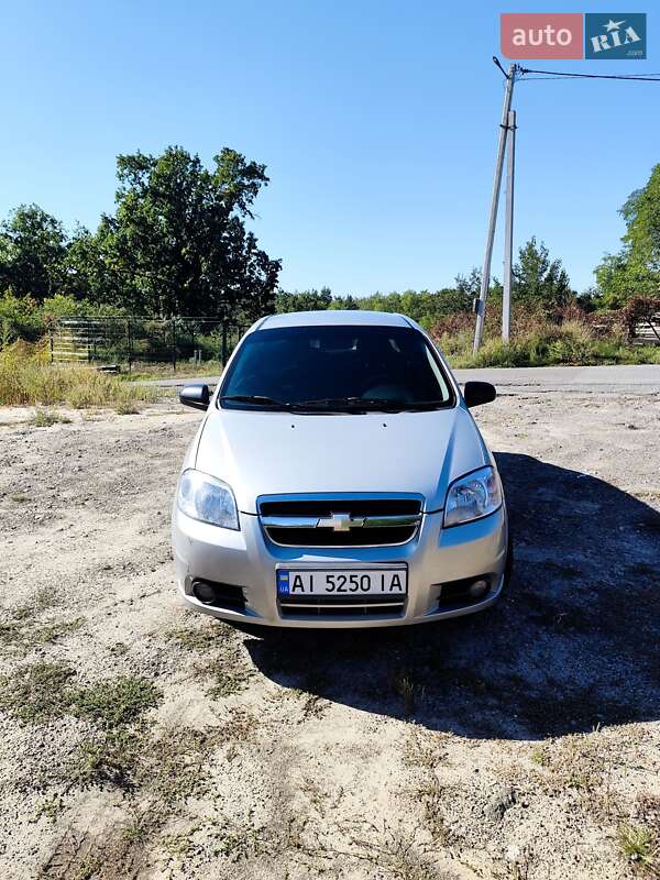 Хэтчбек Chevrolet Aveo 2008 в Киеве