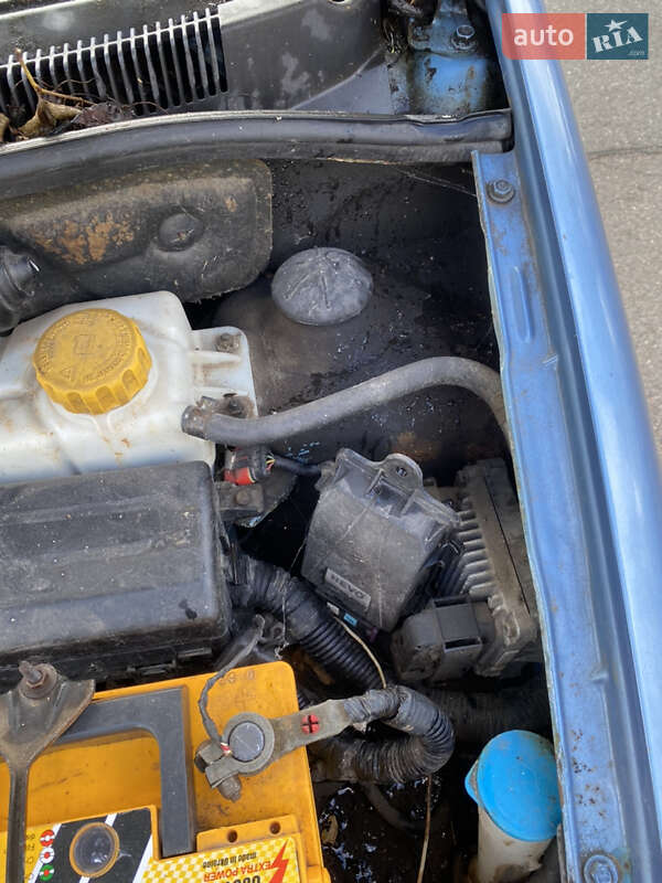 Хэтчбек Chevrolet Aveo 2005 в Броварах