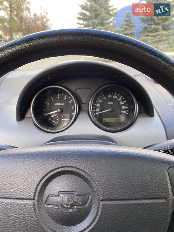 Хэтчбек Chevrolet Aveo 2005 в Броварах