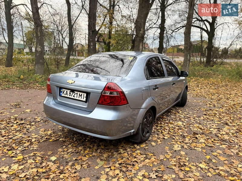 Седан Chevrolet Aveo 2006 в Василькове