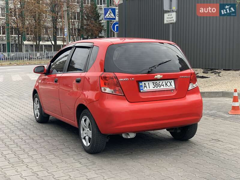 Хетчбек Chevrolet Aveo 2008 в Дніпрі