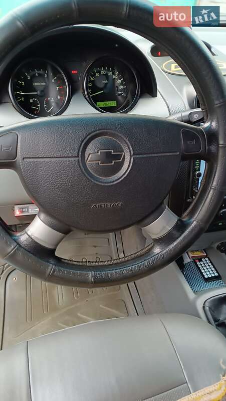 Седан Chevrolet Aveo 2005 в Днепре фото 5 Седан Chevrolet Aveo 2005 в Днепре