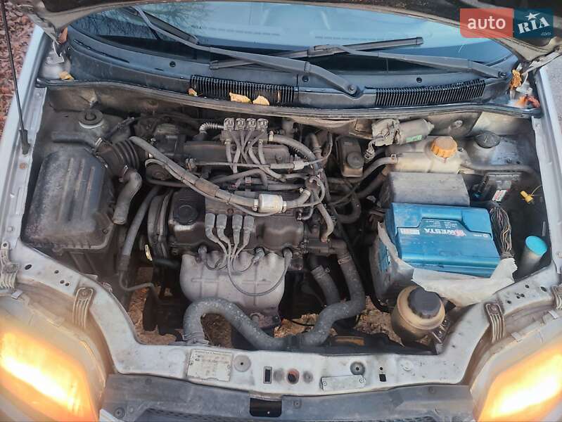 Хэтчбек Chevrolet Aveo 2005 в Виннице