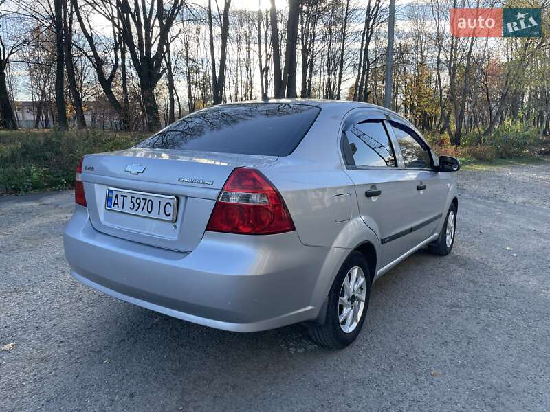 Седан Chevrolet Aveo 2006 в Ивано-Франковске